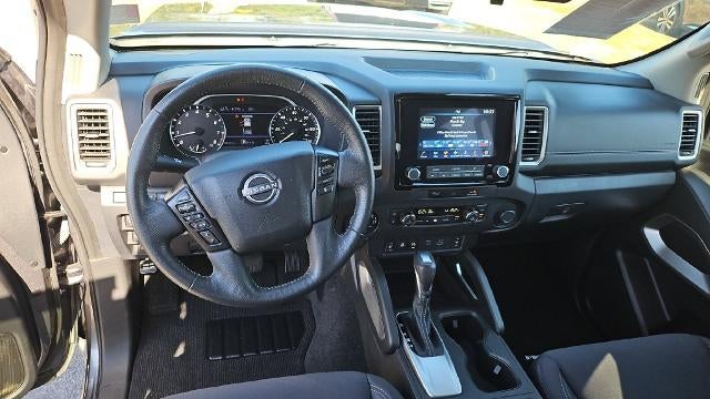 2023 Nissan Frontier Crew Cab SV
