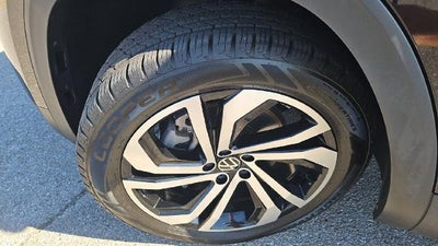 2023 Volkswagen Atlas Cross Sport 2.0T SEL 4MOTION