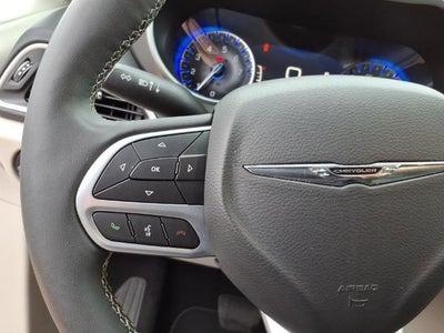 2024 Chrysler Pacifica Touring L FWD