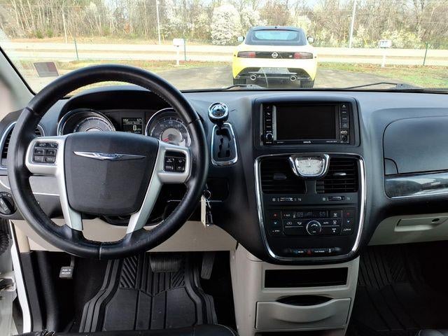 2015 Chrysler Town & Country 4dr Wgn Touring