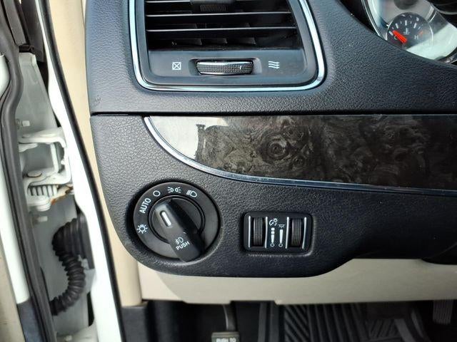 2015 Chrysler Town & Country 4dr Wgn Touring