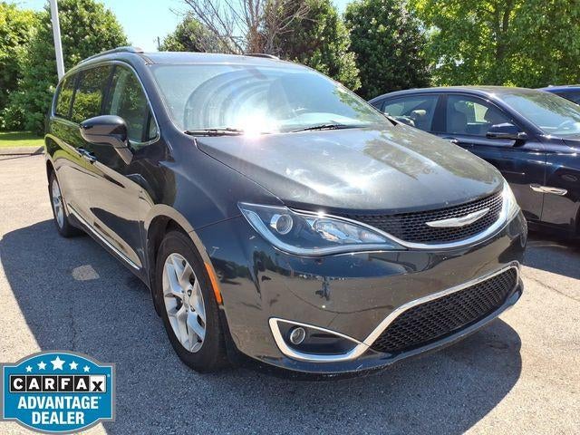 2017 Chrysler Pacifica Touring-L Plus FWD