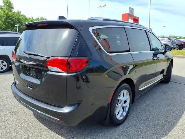 2017 Chrysler Pacifica Touring-L Plus FWD