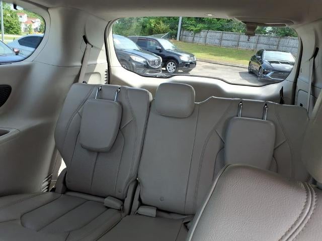 2017 Chrysler Pacifica Touring-L Plus FWD