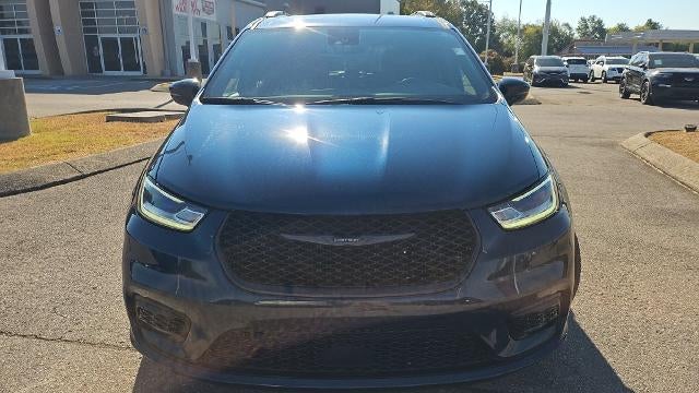 2025 Chrysler Pacifica Limited FWD