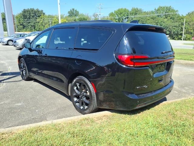 2025 Chrysler Pacifica Limited FWD