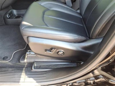 2024 Chrysler Pacifica Hybrid Select FWD