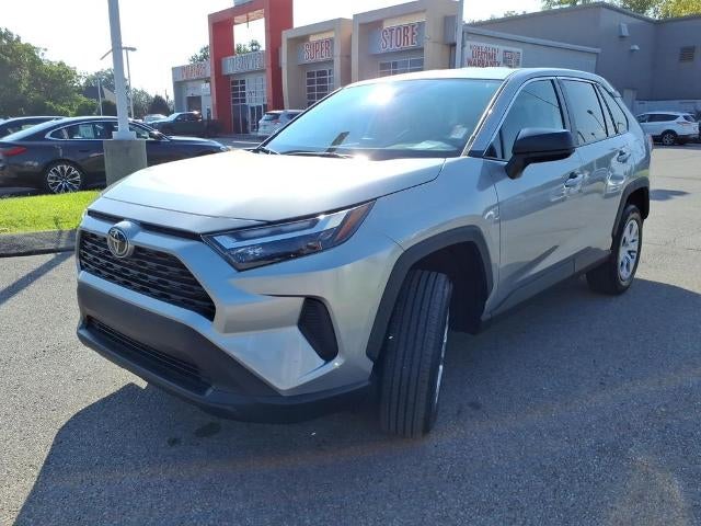 2023 Toyota RAV4 LE FWD (GS)