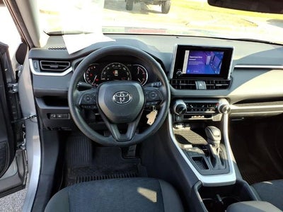 2023 Toyota RAV4 LE FWD (GS)