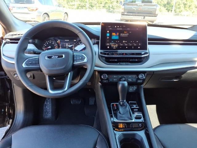 2025 Jeep Compass Limited - Photo 7