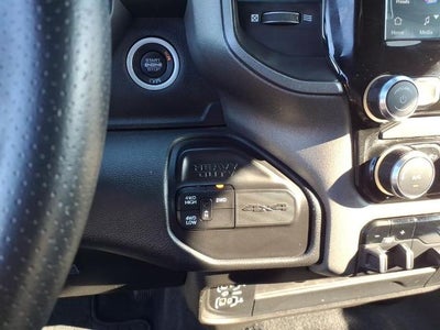 2022 RAM 2500 Tradesman 4x4 Crew Cab 6'4" Box