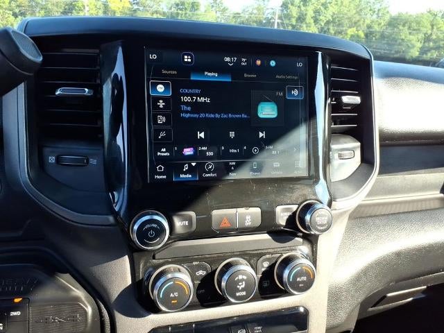 2022 RAM 2500 Tradesman 4x4 Crew Cab 6'4" Box