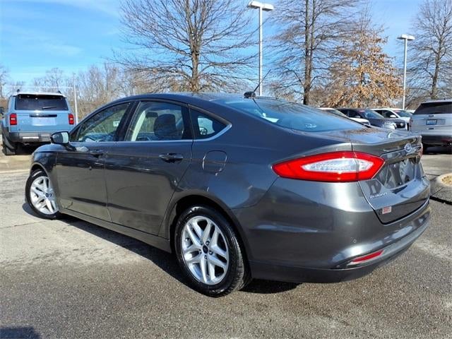 2016 Ford Fusion 4dr Sdn SE FWD