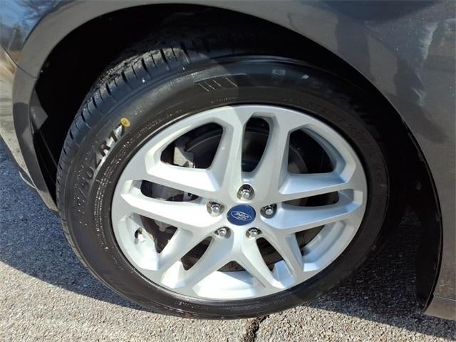 2016 Ford Fusion 4dr Sdn SE FWD