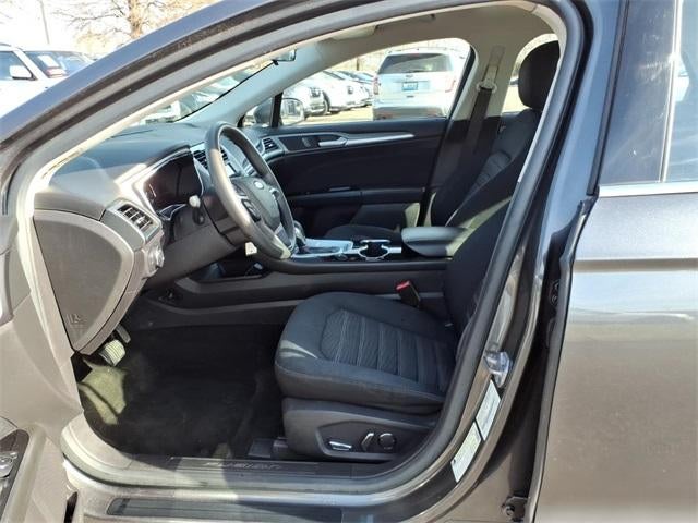 2016 Ford Fusion 4dr Sdn SE FWD