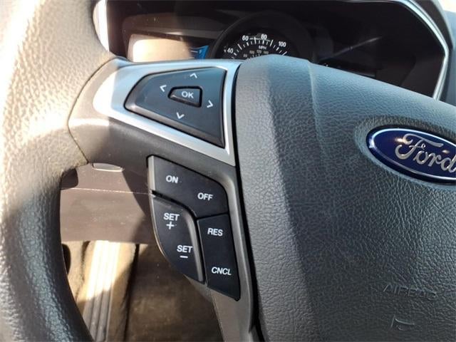 2016 Ford Fusion 4dr Sdn SE FWD