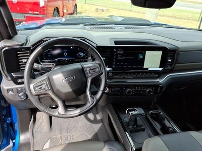 2023 Chevrolet Silverado 1500 Crew Cab Short Box 4-Wheel Drive ZR2