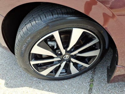 2023 Nissan Sentra SV CVT