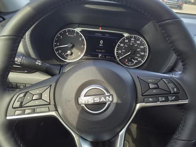 2025 Nissan Sentra SV CVT