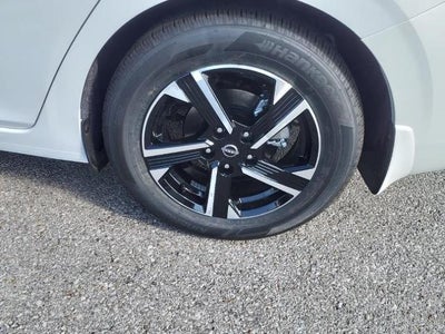 2025 Nissan Sentra SV CVT
