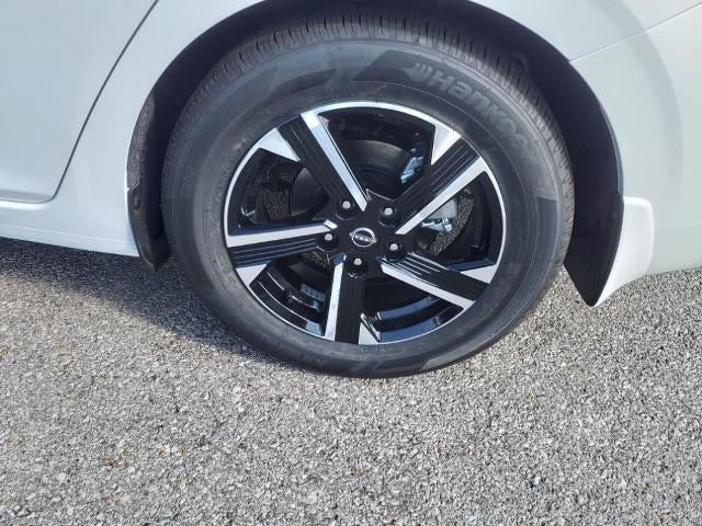 2025 Nissan Sentra SV CVT