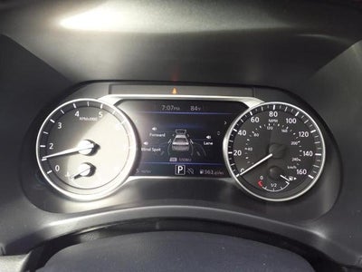 2025 Nissan Sentra SR CVT