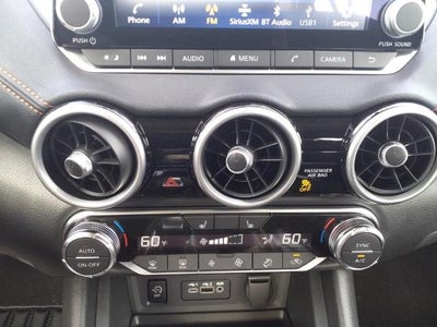 2025 Nissan Sentra SR CVT