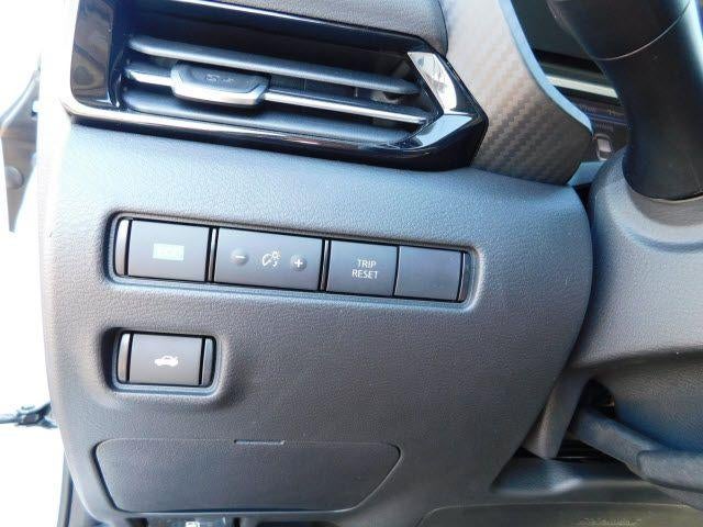 2021 Nissan Sentra SR CVT