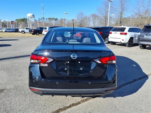 2022 Nissan Versa S