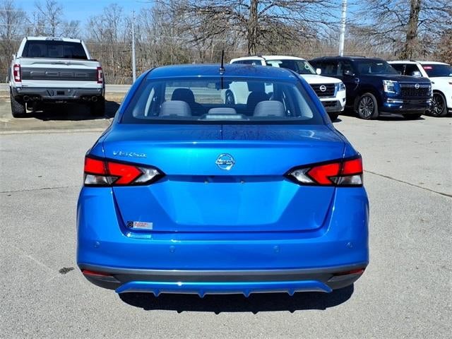 2021 Nissan Versa S CVT