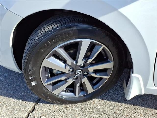 2024 Nissan Versa SV