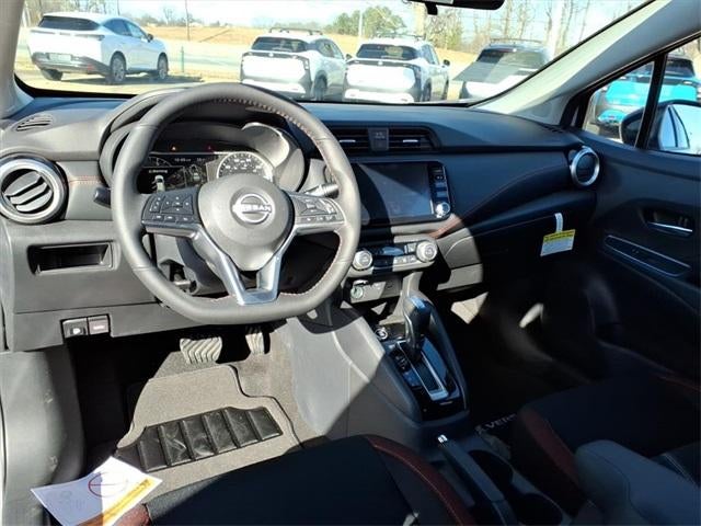2025 Nissan Versa SR