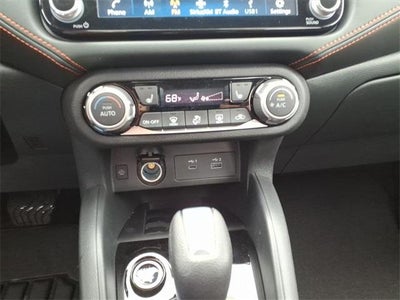 2025 Nissan Versa SR