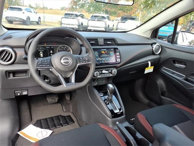 2025 Nissan Versa SR