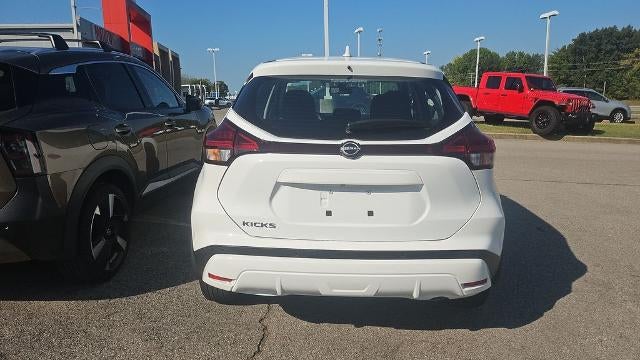 2025 Nissan Kicks Play S
