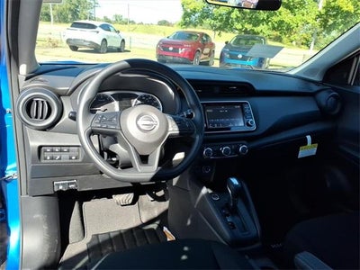 2025 Nissan Kicks Play S