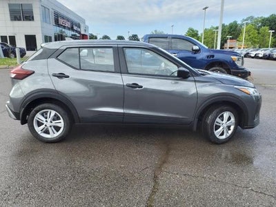 2024 Nissan Kicks S FWD
