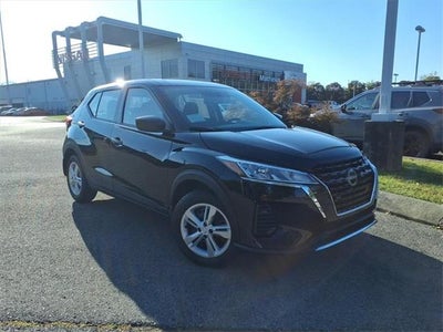 2025 Nissan Kicks Play S