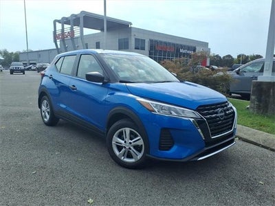 2025 Nissan Kicks Play S