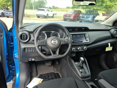 2025 Nissan Kicks Play S