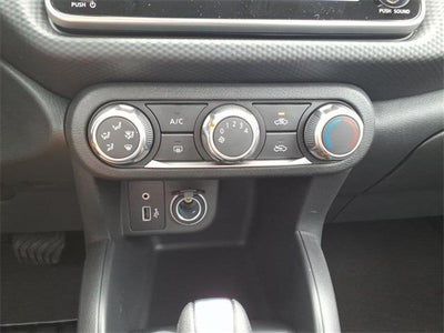 2025 Nissan Kicks Play S