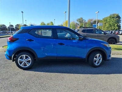 2025 Nissan Kicks Play S