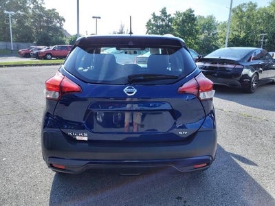 2018 Nissan Kicks SR FWD