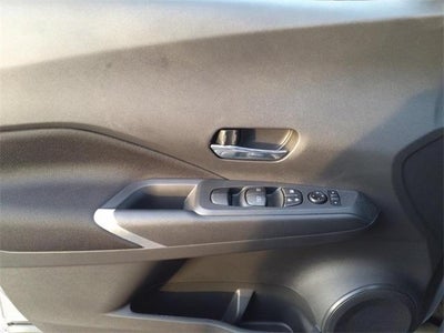 2024 Nissan Kicks SV FWD