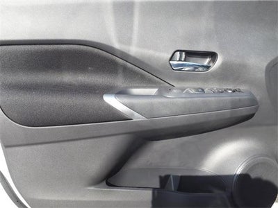 2024 Nissan Kicks SV FWD