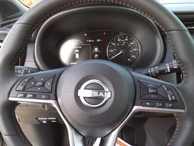 2023 Nissan Kicks SR FWD