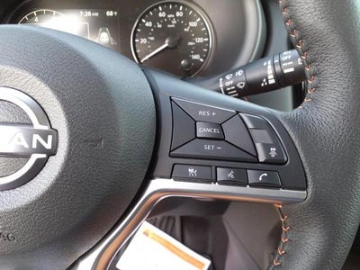 2023 Nissan Kicks SR FWD
