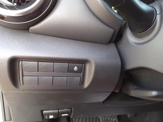 2023 Nissan Kicks SR FWD