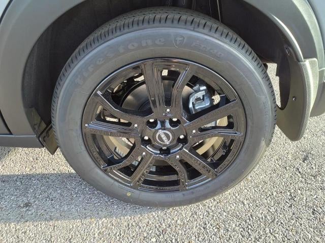 2023 Nissan Kicks SR FWD