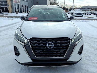 2024 Nissan Kicks SR
